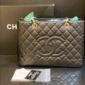 * SOLD * Auth CHANEL GST - Black Caviar Silver HWD